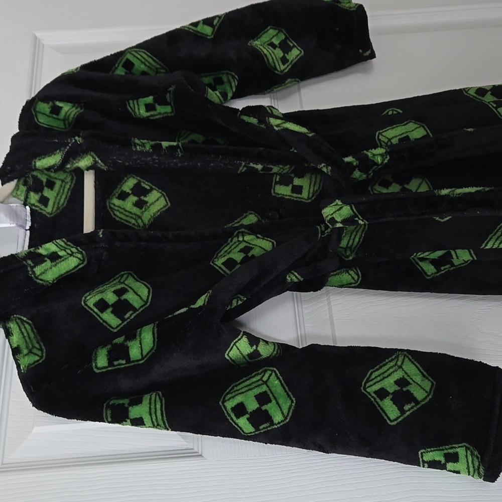 Minecraft Robe Black & Green - Picture 2 of 4